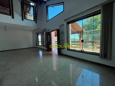 Casa de Condomínio com 3 Quartos à venda, 300m² no Piratininga, Niterói