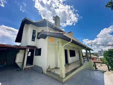 Casa com 4 Quartos à venda, 233m² no Bela Vista, Caxias do Sul