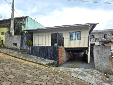 Casa com 3 Quartos à venda, 130m² no Itoupavazinha, Blumenau