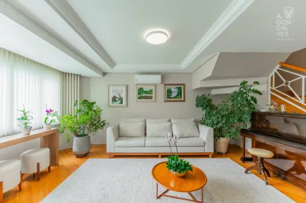 Casa com 4 Quartos à venda, 446m² no Ahú, Curitiba