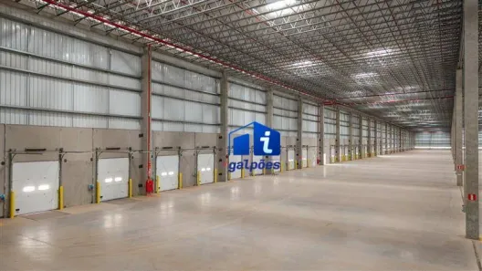 Galpão/Depósito/Armazém para alugar, 6414m² no Jardim Três Marias, Taboão da Serra