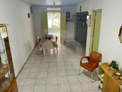 Casa com 3 Quartos à venda, 200m² no Dezoito do Forte, Aracaju