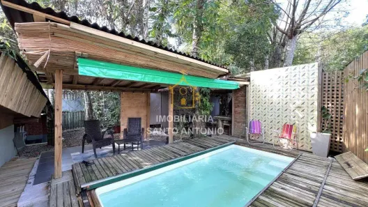 Casa com 2 Quartos à venda, 135m² no Sambaqui, Florianópolis