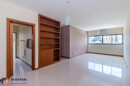 Apartamento com 2 Quartos à venda, 80m² no Passo da Areia, Porto Alegre