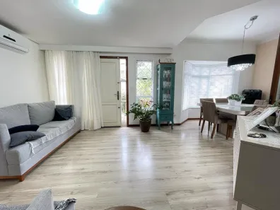 Casa com 4 Quartos à venda, 218m² no Canto, Florianópolis