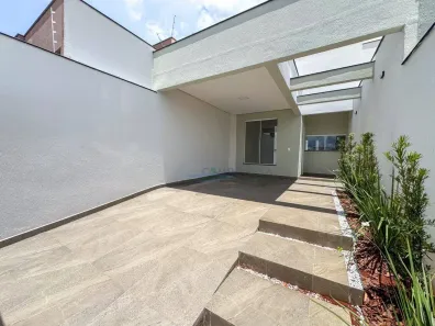 Casa com 3 Quartos à venda, 106m² no Colúmbia, Londrina