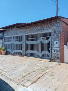 Casa com 4 Quartos para alugar, 280m² no Parque Amazônia, Goiânia