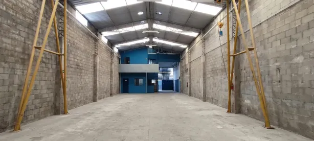 Galpão/Depósito/Armazém à venda, 623m² no Chácaras Reunidas, São José dos Campos