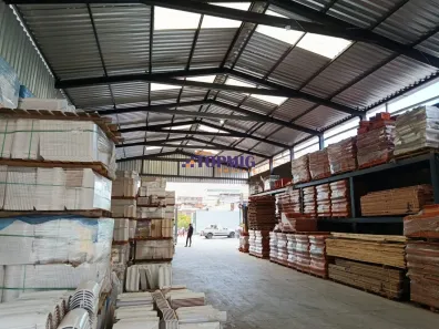 Galpão/Depósito/Armazém para alugar, 390m² no Industrial, Contagem