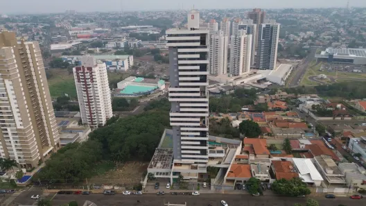 Apartamento com 3 Quartos à venda, 205m² no Jardim dos Estados, Campo Grande