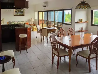 Apartamento com 3 Quartos à venda, 205m² no Enseada, Guarujá