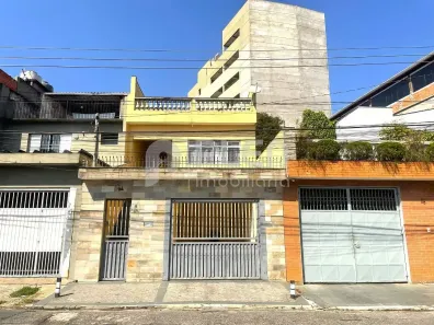 Sobrado com 4 Quartos à venda, 188m² no Parque Arariba, São Paulo