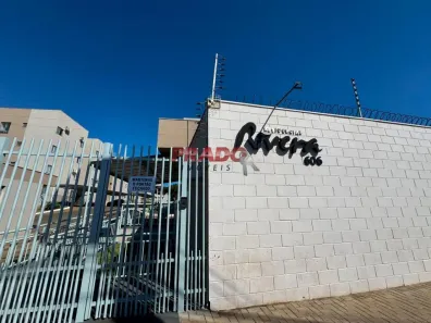 Apartamento com 2 Quartos para alugar, 46m² no Conjunto Residencial Cidade Alta, Maringá