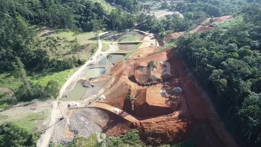Lote/Terreno à venda, 2300m² no Moura, Canelinha