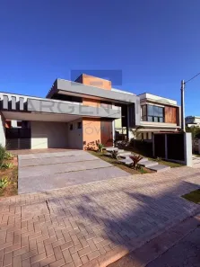 Casa de Condomínio com 3 Quartos à venda, 260m² no Cézar de Souza, Mogi das Cruzes