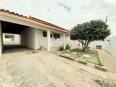 Casa com 2 Quartos à venda, 225m² no Jardim São Vito, Americana