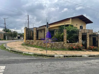 Casa com 3 Quartos à venda, 340m² no Vila Manoel Ferreira, Campinas