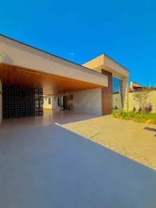 Casa com 3 Quartos à venda, 218m² no Jardim Europa, Goiânia