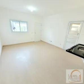 Casa com 2 Quartos para alugar, 52m² no Jardim Colonial, Atibaia