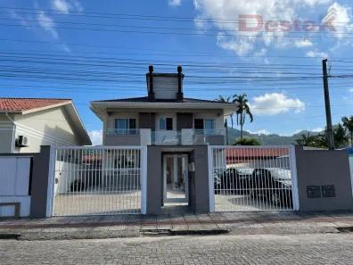 Apartamento com 2 Quartos para alugar, 75m² no Rio Caveiras, Biguaçu