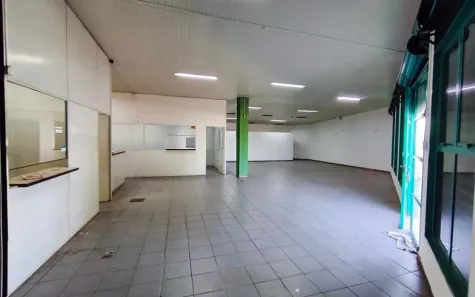 Ponto Comercial para alugar, 224m² no Guanandi, Campo Grande