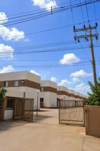 Casa de Condomínio com 2 Quartos à venda, 50m² no Água Espraiada (Caucaia do Alto), Cotia