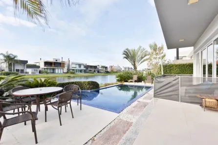 Casa de Condomínio com 4 Quartos à venda, 370m² no XANGRI-LÁ, Xangri-lá
