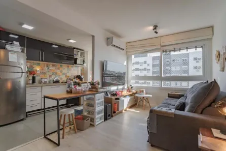 Apartamento com 3 Quartos à venda, 82m² no São Sebastião, Porto Alegre