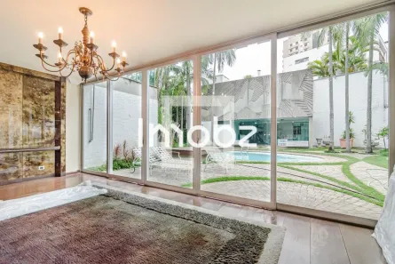 Casa com 4 Quartos à venda, 700m² no Jardim das Bandeiras, São Paulo
