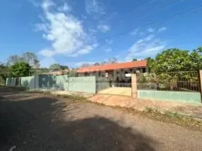 Casa de Condomínio com 4 Quartos à venda, 250m² no Jóquei, Teresina