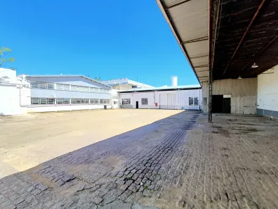 Galpão/Depósito/Armazém para alugar, 1150m² no Navegantes, Porto Alegre