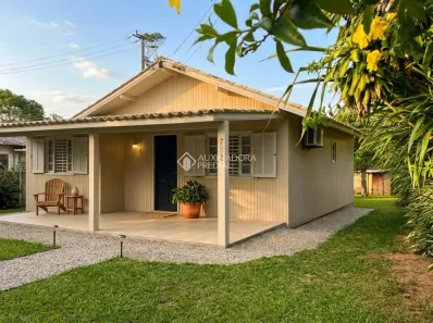 Casa com 3 Quartos à venda, 429m² no Campeche, Florianópolis