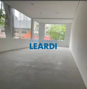 Ponto Comercial para alugar, 114m² no Alto de Pinheiros, São Paulo