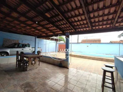 Casa com 5 Quartos à venda, 280m² no Vila Jayara, Anápolis