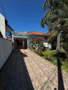 Casa com 3 Quartos à venda, 190m² no Xaxim, Curitiba