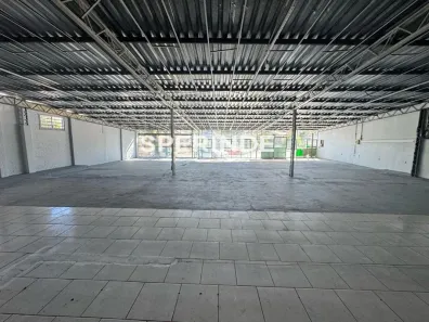 Ponto Comercial para alugar, 594m² no São Pelegrino, Caxias do Sul