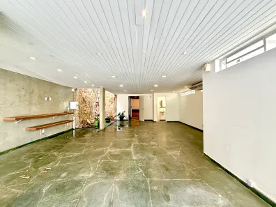 Ponto Comercial para alugar, 223m² no Cambuí, Campinas