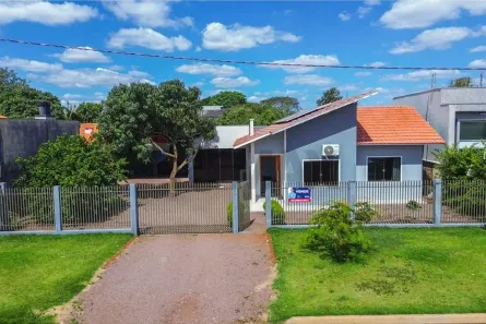 Casa com 3 Quartos à venda, 183m² no Bom Princípio do Oeste, Toledo