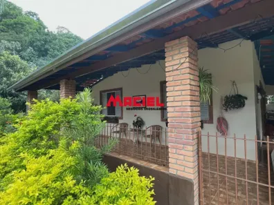 Fazenda/Sítio com 3 Quartos à venda, 203m² no Buquirinha II, São José dos Campos