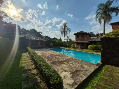 Casa de Condomínio com 3 Quartos à venda, 280m² no Caraguatá, Mairiporã