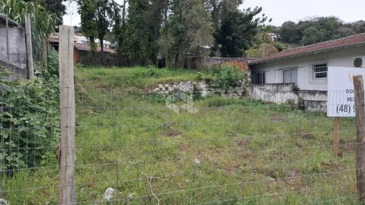 Lote/Terreno à venda, 400m² no Ponta de Baixo, São José