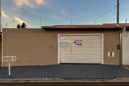 Casa com 2 Quartos à venda, 200m² no Residencial Paratodos, Botucatu