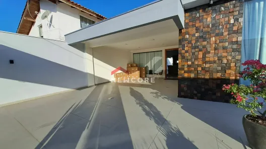 Casa com 3 Quartos à venda, 203m² no Itacolomi, Balneário Piçarras