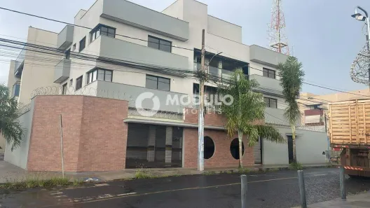 Apartamento com 3 Quartos à venda, 57m² no Umuarama, Uberlândia