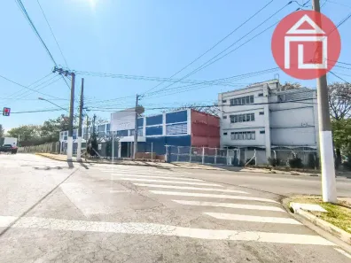 Prédio Comercial para alugar, 2000m² no Matadouro, Bragança Paulista