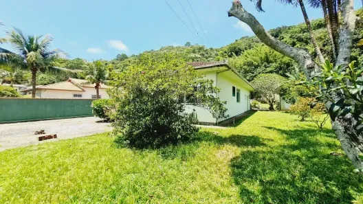 Lote/Terreno à venda, 1403m² no Barra da Lagoa, Florianópolis