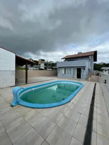 Casa com 3 Quartos à venda, 180m² no Pedra Branca, Palhoça