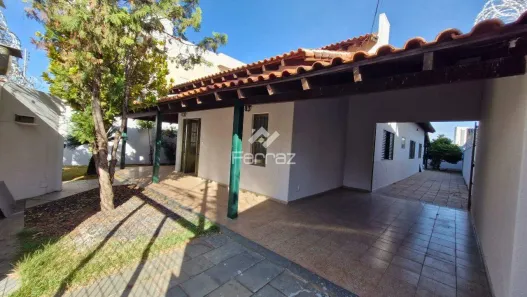 Casa com 4 Quartos à venda, 207m² no Santa Mônica, Uberlândia