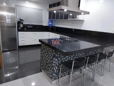 Casa com 3 Quartos à venda, 247m² no Vila Laís, São Paulo