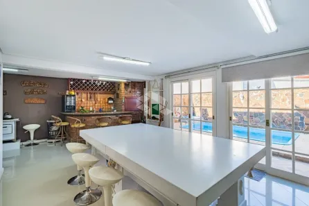 Casa de Condomínio com 4 Quartos à venda, 300m² no Cavalhada, Porto Alegre